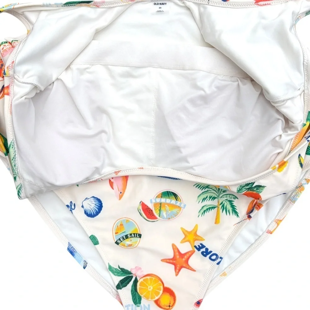 NWOT Old Navy Vacation Graphics One Piece Swimsuit Size 2X